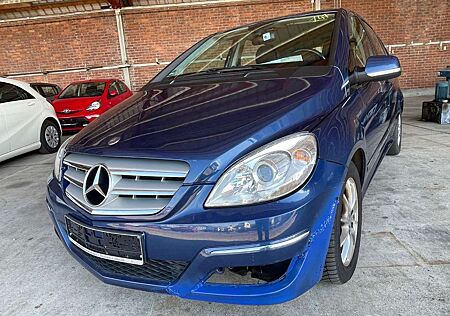 Mercedes-Benz B 180 CDI/NAVI/LEDER/SHZ/MFL
