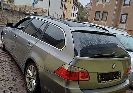BMW 525i 525 Touring Aut.
