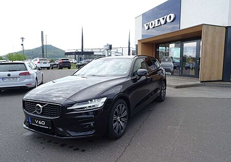 Volvo V60 Kombi B4 Ultra Dark