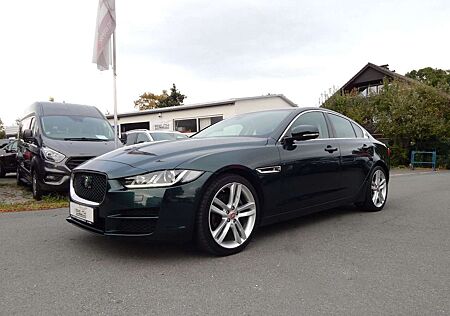 Jaguar XE 2.0 Portfolio~XENON~KAMERA~LEDER~PANO~ACC