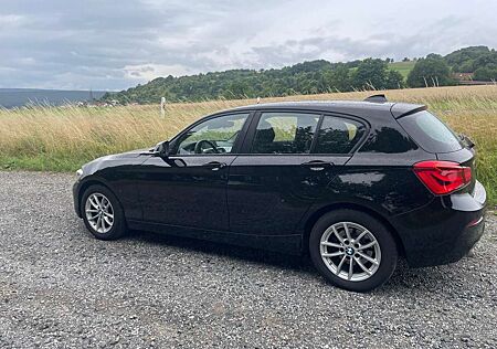 BMW 118 i A 5-Türer