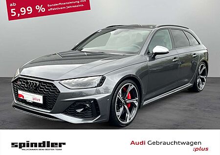 Audi RS4 TFSI quattro / Pano, Keramik, Matrix