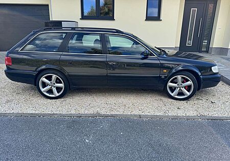 Audi S6 Avant