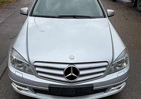 Mercedes-Benz C 300 Mercedes 4MATIC|Avantgarde|Panorama|HK|TÜV