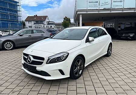Mercedes-Benz A 220 4Matic*Navi*LED*RCAM*Memory