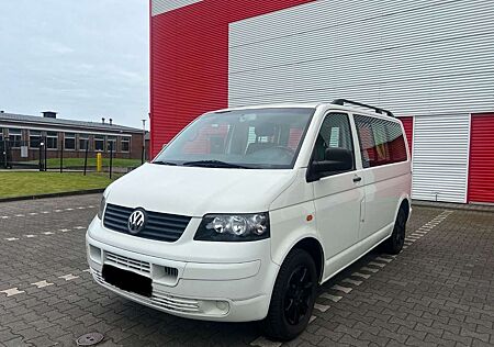 VW T5 Transporter Volkswagen WOHNWAGEN TÜV NEU