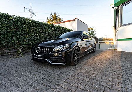 Mercedes-Benz C 63 AMG BURMESTER+MEMORY+PANO+DISTRONIC+KLAPPE+