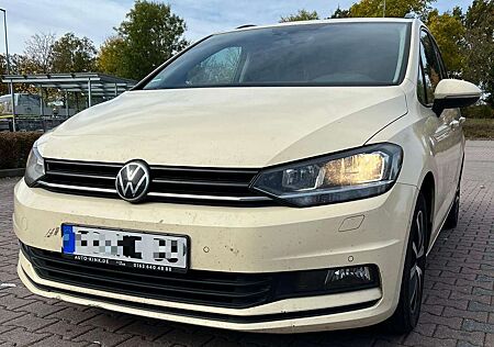 VW Touran Volkswagen 2.0 TDI SCR DSG Comfortline
