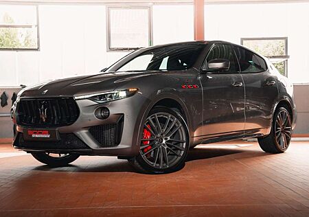 Maserati Levante Trofeo*3D Matt Carbon*22´Orione*Pano