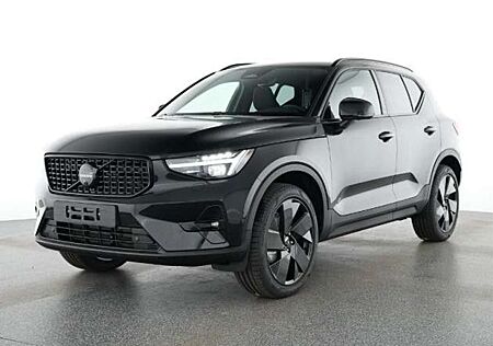 Volvo XC 40 XC40 B3 Benzin 2WD Plus Black Edit. DKG/Panorama