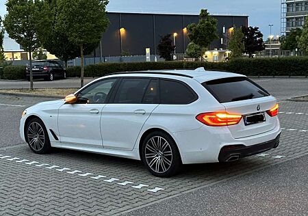 BMW 530d 530 xDrive Touring Aut. Sport Line