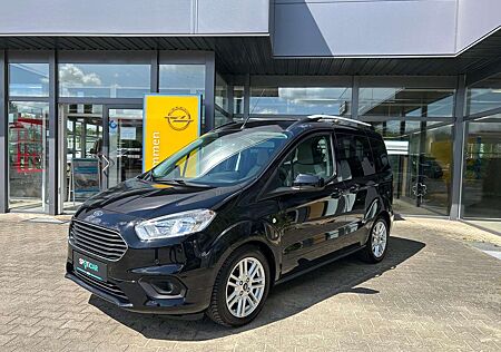 Ford Tourneo Courier Titanium/KAMERA/SHZ/NAVI/WSS/ALLWETTER
