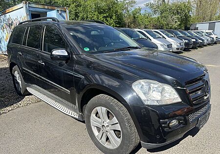 Mercedes-Benz GL 450 4Matic VOLL AUSSTATTUNG 7 PLÄTZE