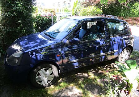 Renault Clio 1.2 16v Blue Sensation