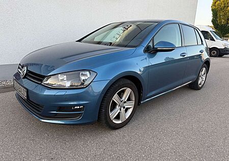VW Golf Volkswagen VII Lim. Comfortline BMT NUR 65.000 KM