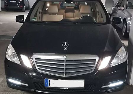 Mercedes-Benz E 250 T CDI DPF 4Matic BlueEFFICIENCY 7G-TRONIC