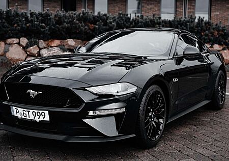Ford Mustang Convertible 5.0 Ti-VCT V8 GT