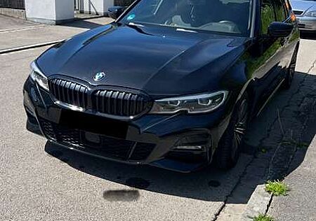 BMW 330 i M Sport
