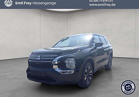 Mitsubishi Outlander 2.4 4WD Plug-In Hybrid Plus 100 kW, 5-tü