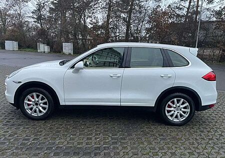 Porsche Cayenne Diesel. V6 DIESEL ! EURO5 ! TÜV-03/26!