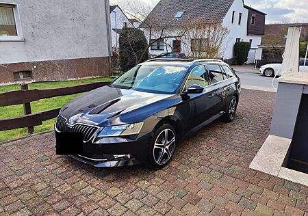 Skoda Superb Combi 2.0 TDI 4x4 DSG Style