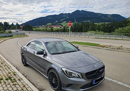 Mercedes-Benz CLA 200 7G-DCT Urban
