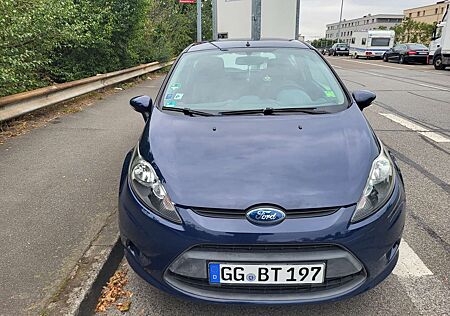 Ford Fiesta +1.25+Ambiente