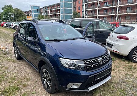 Dacia Sandero Stepway Celebration, LPG-Gas, Navi, Kamera, TOP.