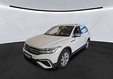 VW Tiguan Allspace Volkswagen Life*NAVI*AHK*R-CAM*LED*7-SITZER