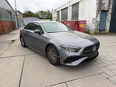Mercedes-Benz A 200 A Limousine *AMG-Line *Keyless *1.Hand*LED
