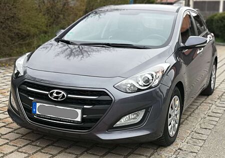 Hyundai i30 1.6 CRDi Navi/Kamera/Klima/Bluetooth
