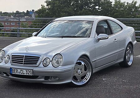 Mercedes-Benz CLK 320 Elegance