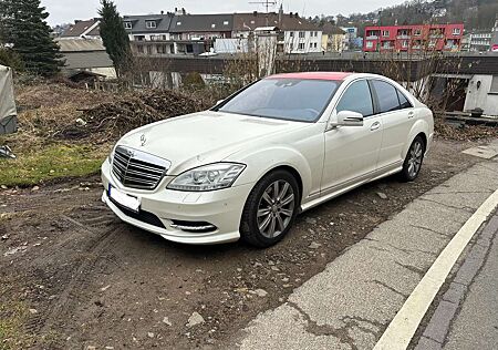 Mercedes-Benz S 500 S-Klasse+4Matic+7G-TRONIC