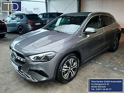 Mercedes-Benz GLA 200 Progressive Line Pano AHK Multibeam