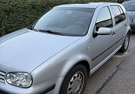 VW Golf Volkswagen 1.6 Edition