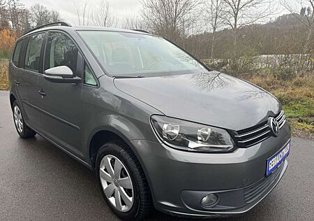 VW Touran Volkswagen 2.0 TDI DSG Comfortline-Anhängerkupplung-