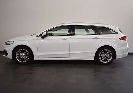 Ford Mondeo Turnier AUT.Titanium/NAVI/WINTERPAKET/RFK