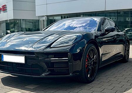 Porsche Panamera Turbo E-Hybrid / ActiveRide / Zentralverschluss F.