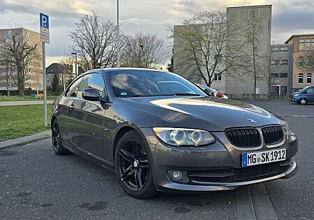 BMW 320d 320 Coupe Edition Exclusive