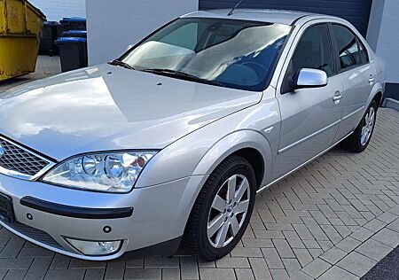 Ford Mondeo Stufenheck 1.8 Ambiente *2 x PDC*LMF*