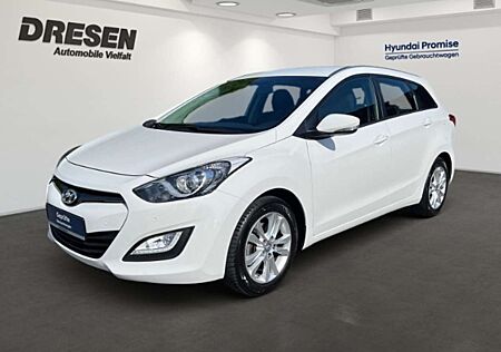 Hyundai i30 FIFA World Cup Edition Kamera+Navi+Telefon
