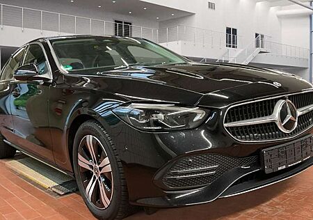 Mercedes-Benz C 180 AVANTGARDE T.LEDER/360°KAM/AMBIENTE/MBUX PREMIU