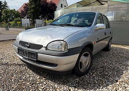 Opel Corsa Automatic mit Anhängerkupplung