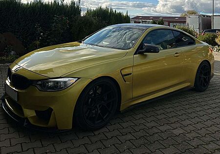 BMW M4 Coupe DKG / HeadUP / deutsches Fahrzeug