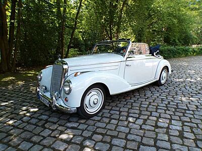 Mercedes-Benz 220 A Cabriolet