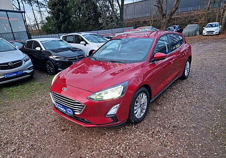 Ford Focus 32Tkm Vitual LED Navi Kamera Sitzhzg Tempo