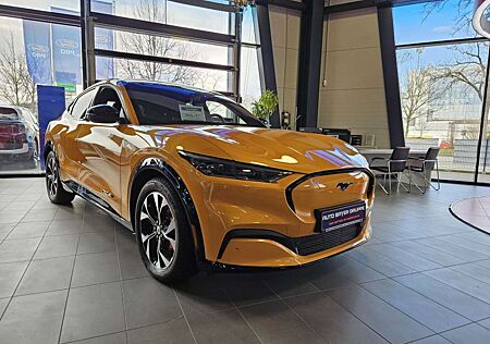 Ford Mustang Mach-E AWD