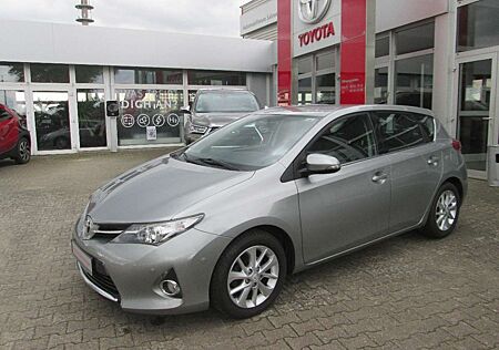 Toyota Auris 1.33 Dual-VVT-i START Edition