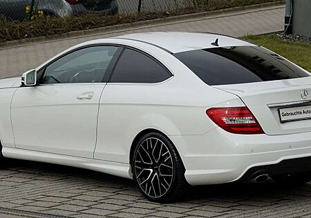 Mercedes-Benz C 220 CDI BlueEfficiency *AMG* GARANTIE*