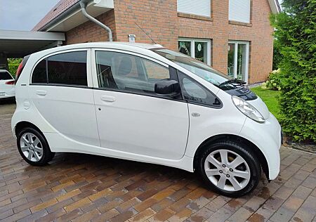 Peugeot iOn Active